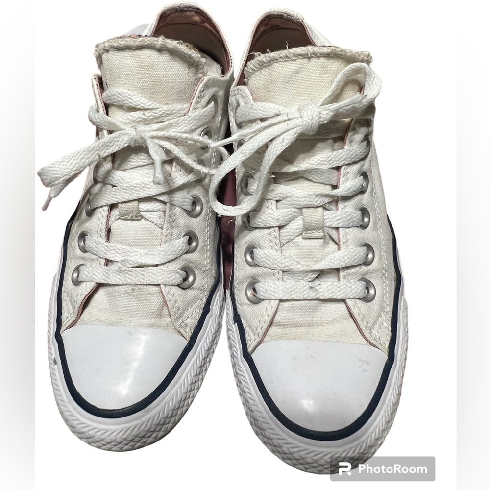 Converse sneakers classic white- gently used size 7